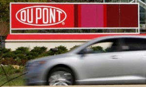  A view of the Dupont logo on a sign at the Dupont Chestnut Run Plaza facility near Wilmington, Delaware, April 17, 2012. Credit: Reuters/Tim Shaffer 