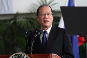 President Benigno S. Aquino III delivers his departure statement during the send-off ceremony at the Ninoy Aquino International Airport Terminal 2 in Pasay City on Wednesday (May 06) for his working visit to the United States of America and State Visit to Canada. (Photo by Lando Mailo / Lauro Montellano Jr, / Malacañang Photo Bureau)