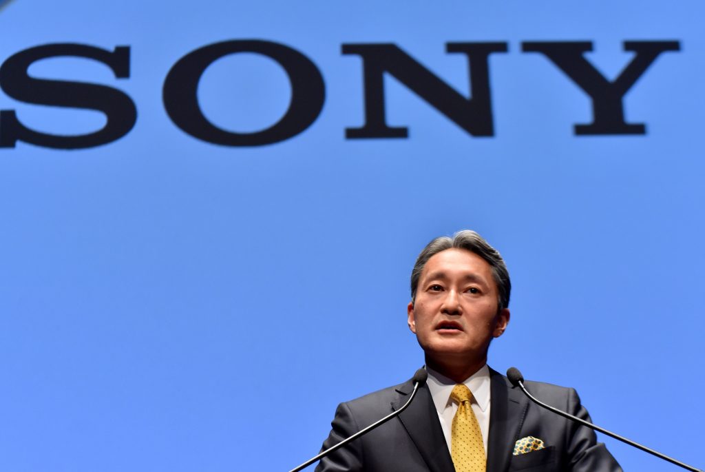 Japan's electronics giant Sony president Kazuo Hirai speaks at a press conference to announce the company's new business strategy, at the company's headquarters in Tokyo on February 18, 2015. Sony sets a target for consolidated operating profit of more than 500 billion yen (4.2 billion USD) for the Sony Group in the 2017 fiscal year.     AFP PHOTO / Yoshikazu TSUNO / AFP PHOTO / YOSHIKAZU TSUNO