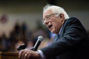 US Democratic presidential candidate Bernie Sanders addresses a campaign rally in Salem, Oregon, May 10, 2016. Sanders beat rival Democrat Hillary Clinton in the West Virginia primary to bolster his argument for remaining in the race. / AFP PHOTO / Rob Kerr