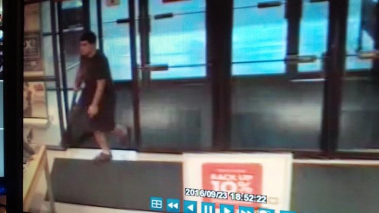 An image taken from security video shows the gunman who opened fire in the Cascade Mall in Burlington, Washington on Friday night, and who is still at large, released by the Washington State Patrol, September 24, 2016.   Washington State Patrol/Handout via REUTERS