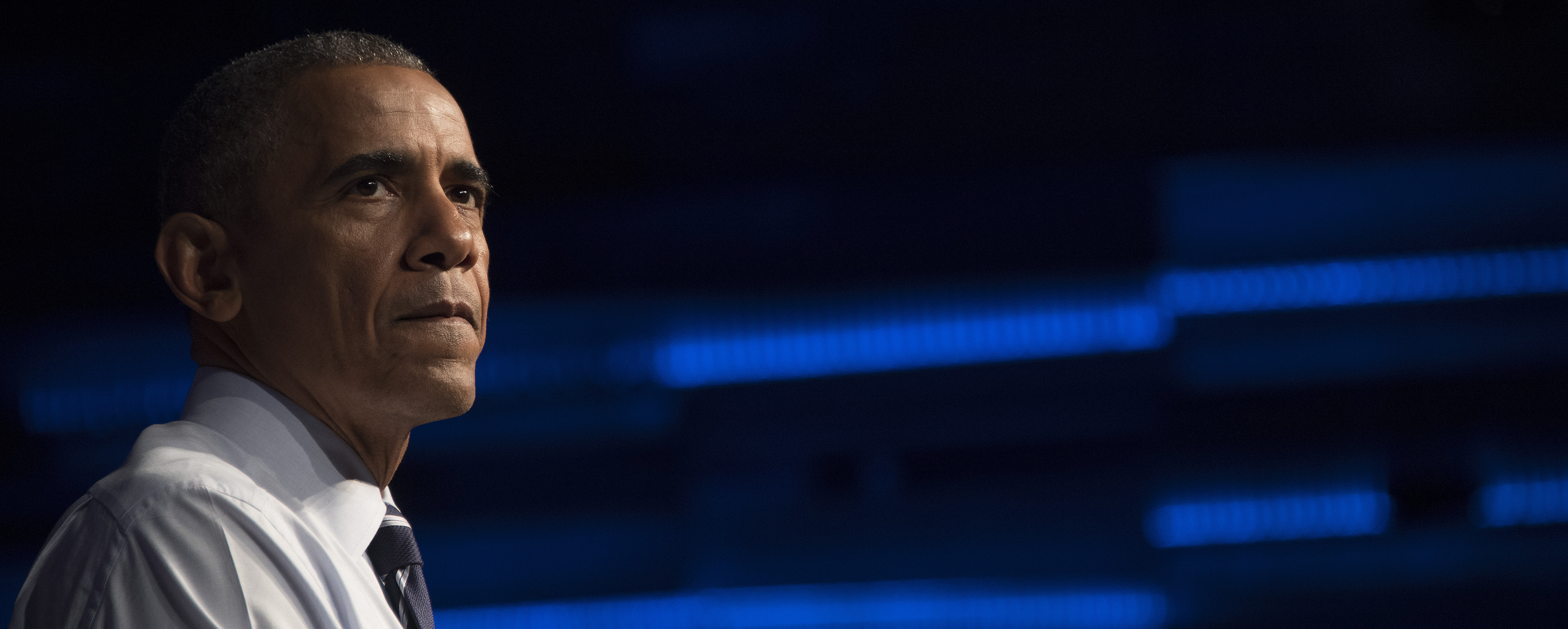 US President Barack Obama delivers remarks at an event for the Ohio Democratic Party and Governor Ted Strickland in Columbus, Ohio, October 13, 2016. The first major handout of food aid took place along Haiti's storm-wrecked southwest coast but supplies were still far short of what was needed by the thousands of starving people. / AFP PHOTO / JIM WATSON