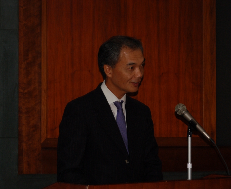 JICC Director Tatsuo Kitagawa gives his closing remarks at the pre-departure orientation.