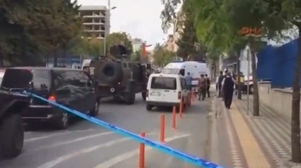 An explosion in Istanbul caused by a "motorcycle bomb blast" hits near a police station and wounds five people, one of them seriously. (Photo captured from Reuters video)