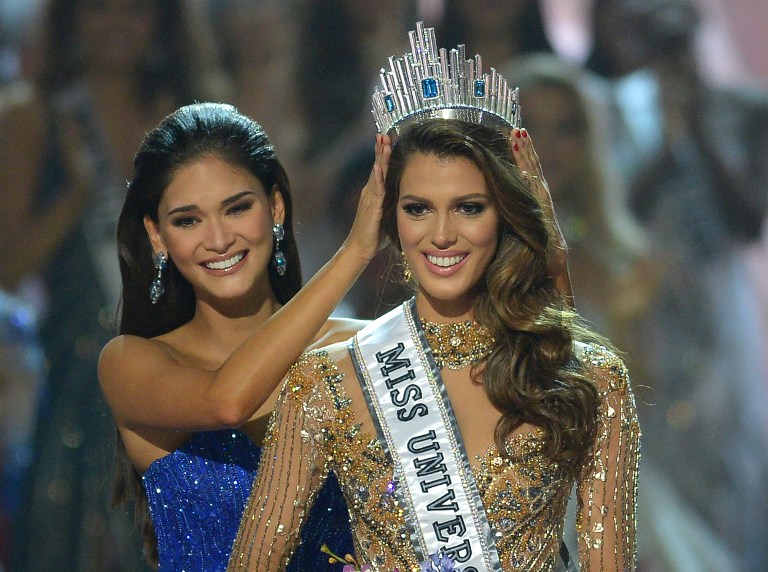 Updated Miss France S Iris Mittenaere Is Crowned 16 Miss Universe