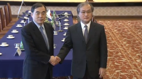 Japan and China hold Vice Foreign Minister level talks in Tokyo.(photo grabbed from Reuters video)