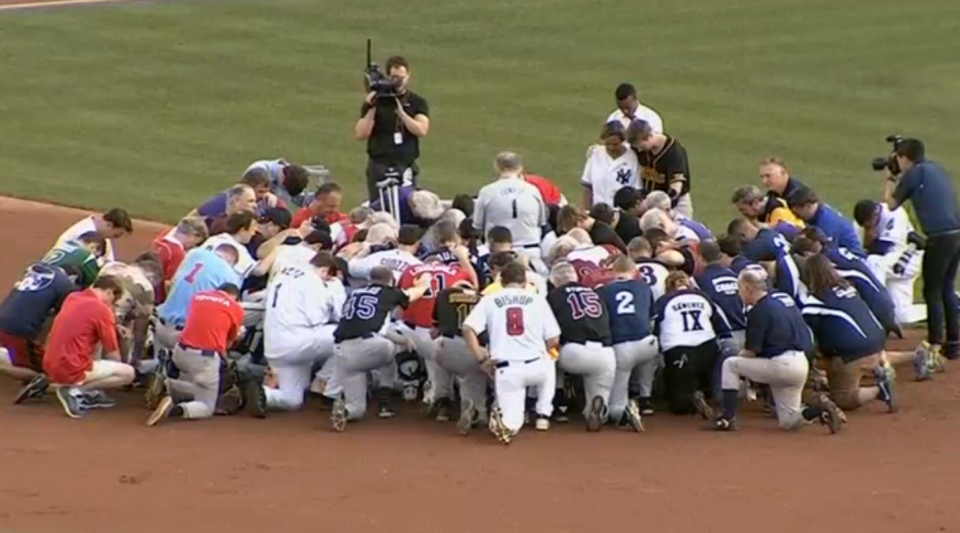 Members of the U.S. Congress took the field for their traditional Republicans vs. Democrats baseball game on Thursday (June 15), with many wearing hats to honor Representative Steve Scalise, who was critically wounded by a gunman as his Republican team practiced a day before. Photo grabbed from Reuters video file.