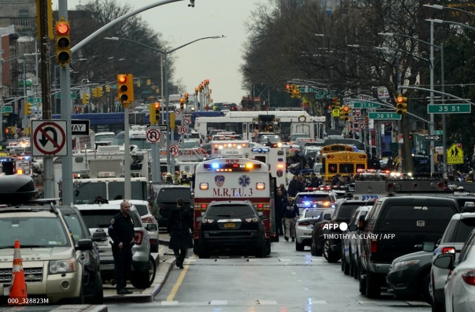 Manhunt After 10 Shot In Brooklyn Subway Attack